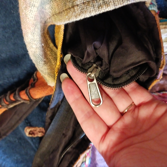 Handmade Satchel Bag with Strap Pocket - Picture 13 of 13